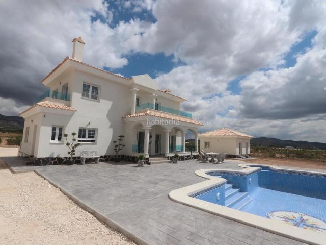 Casa en venta en Pinoso. Casas.