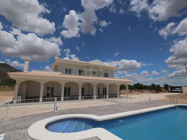 Casa en venta en Pinoso. Casas.