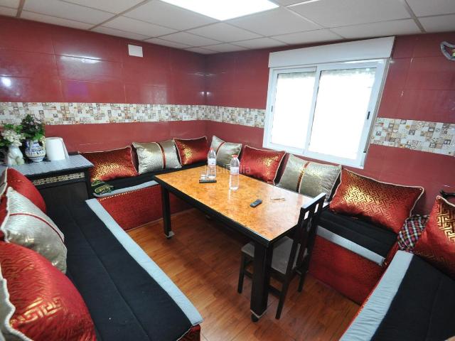 Casa en venta en Pinoso. Descubra esta versátil casa adosada de dos pisos ubicada en el encantador pueblo de Pinoso, una comunidad acogedora con todo lo qu. Casas.