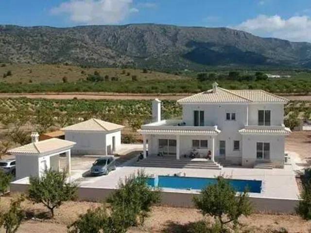 Casa en Venta en Pinoso El Pinós