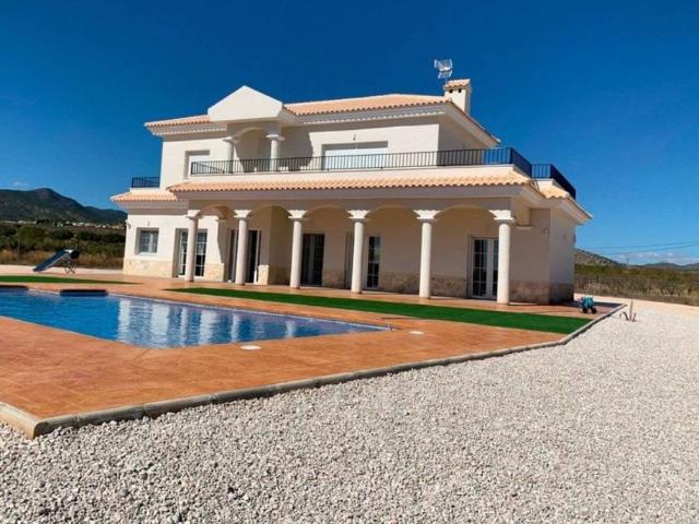 Casa en Venta en Pinoso El Pinós