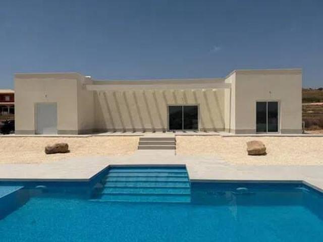 Casa en Venta en Pinoso El Pinós