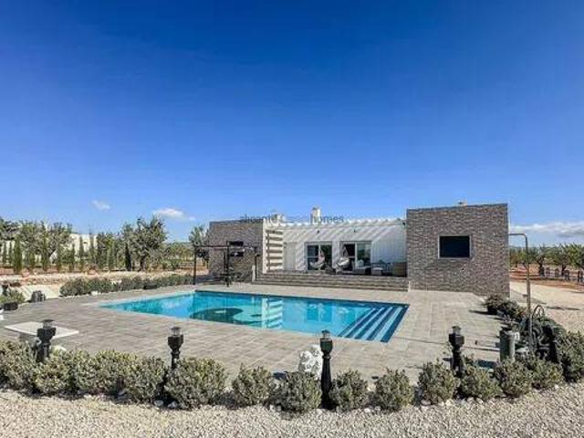 Casa en Venta en Pinoso El Pinós