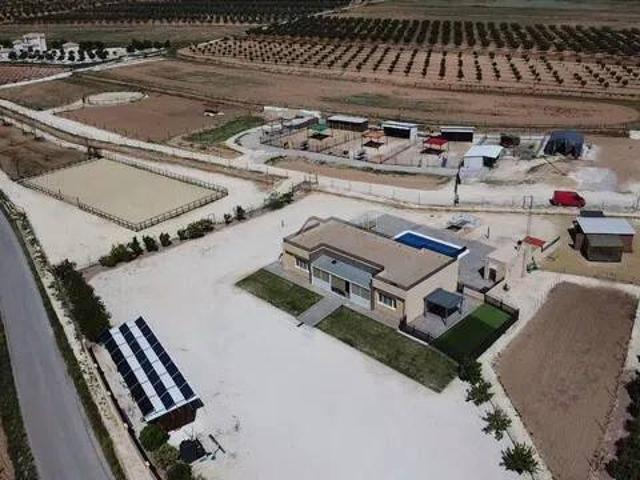 Casa en Venta en Pinoso El Pinós