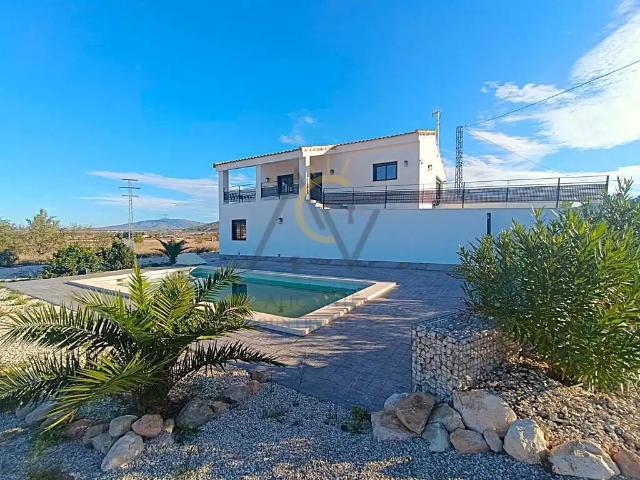 Casa en Venta en Pinoso El Pinós