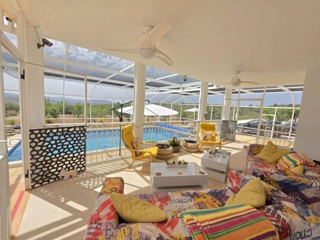 Casa en Venta en Pinoso El Pinós