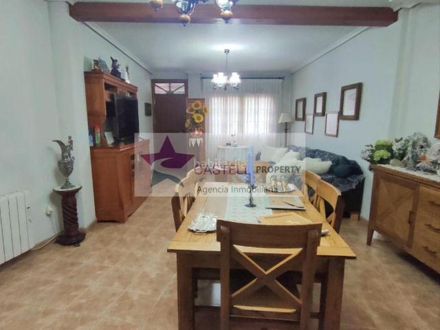 Casa en venta en Pinoso. El PinósCasa. Casas.