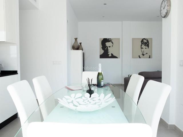 Casa en venta en Pinoso. PRECIO ACTUALIZADO 24 04 Esta es una gran oportunidad para adquirir una Villa nueva totalmente personalizada según sus necesidades. Casas.