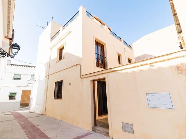 Casa en venta en El Pinar, Granada