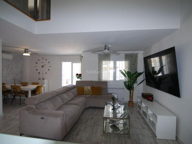 Casa en venta en Pinto, Tenería I Tenería II. INCREIBLE CHALET CON 160 METROS DE PATIO !. Casas.