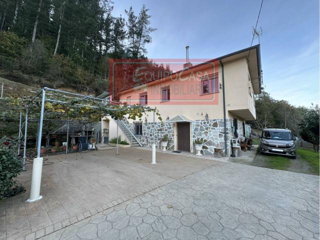 Casa en venta en Piquin Resto Parroquia Santalla de Piquin