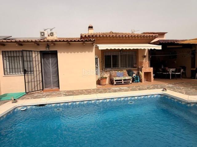 Casa en venta en Pizarra. Casa en venta en Pizarra, 4 dormitorios. Casas.