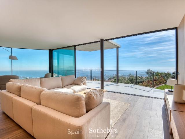 Casa en venta en Platja d´Aro, Urbanitzacions Costa Brava. Elegante Villa Moderna con Espectaculares Vistas al Mar. Casas Platja.