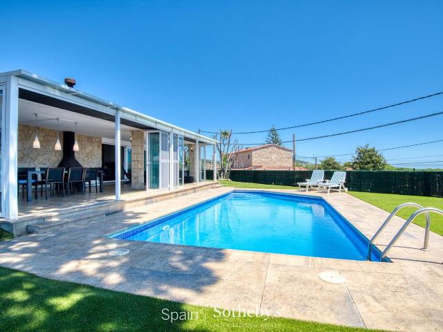 Casa en venta en Platja d´Aro, Fenals Costa Brava. Casa con vistas al mar en Playa de Aro. Casas Platja.