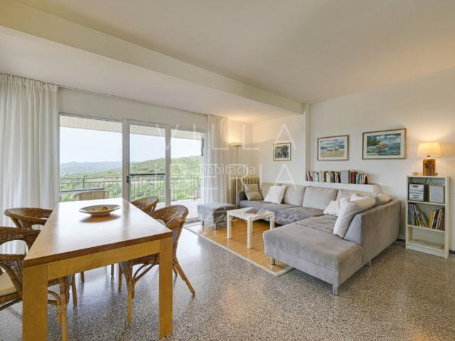 Casa en venta en Platja d´Aro, Los Pinos Politur Costa Brava. CASA CON VISTAS AL MAR Y GRAN POTENCIAL EN LA EXCLUSIVA ZONA RESIDENCIAL DE TREUMAL. Casas Platja.