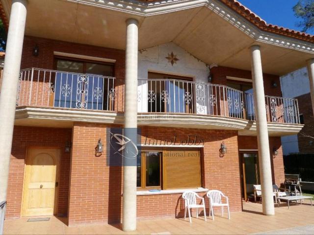 Casa en venta en Platja d´Aro, Los Pinos Politur Costa Brava. Treumal con vista al mar. Casas Platja.