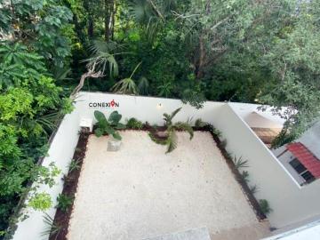 CASA EN VENTA EN PLAYA DEL CARMEN, A 10 MINUTOS DE LA QUINTA AVENIDA!