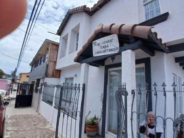 CASA EN VENTA EN PLAYAS DE TIJUANA
