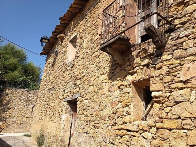 Casa en venta en plaza De la Font, Gavet de la Conca, de 200 m² por 22.000