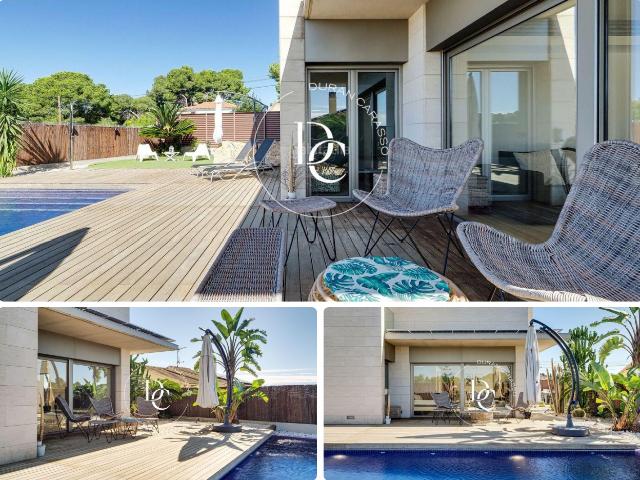 Casa en venta en Pobla de Montornès La. Casa de 346 m2 con piscina y vistas en venta en Castell de Montornés, La Pobla de Montornès. Casas Pobla de Montornès.