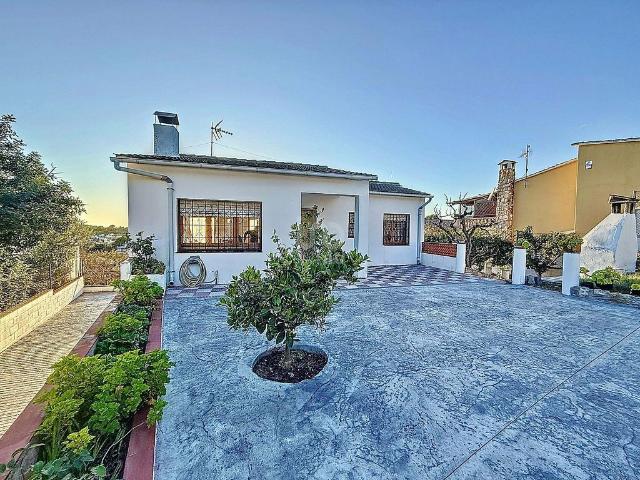 Casa en venta en Pobla de Montornès, la, de 68 m² 3 habitaciones por 186.000 €