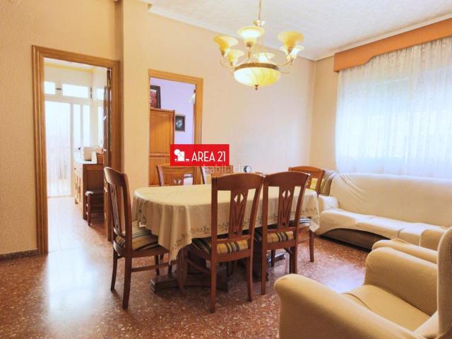 Casa en venta en Pobla de Vallbona la, Núcleo Urbano. CASA DE PUEBLO para entrar a vivir en La Pobla de Vallbona. Casas Pobla de Vallbona.