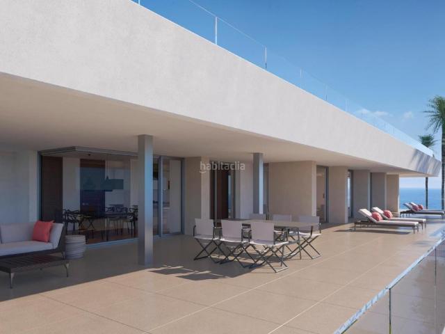 Casa en venta en Poble Nou de Benitatxell el, Cumbre del Sol. Villa la Cala, una vivienda de enormes dimensiones, situada en una parcela de 2.493m2, en la exclusiva zona residencial de Jazmine.