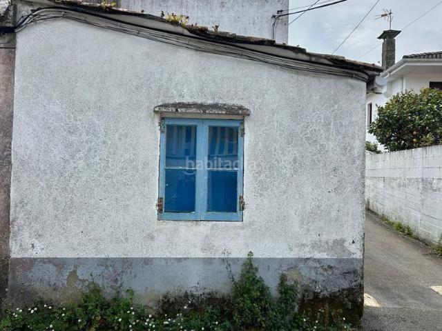 Casa en venta en Pobra do Caramiñal A. Casa para reformar a solo 300 metros de la playa en A Pobra do Caramiñal. Casas Pobra do Caramiñal.
