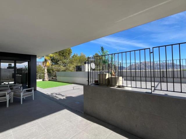 Casa en venta en Polop, Balcón de Ponoig Polop Paradis Polop Hills. CASA DE 3 DORMITORIOS TERRAZA URBANIZACIÓN PRIVADA POLOP. Casas.