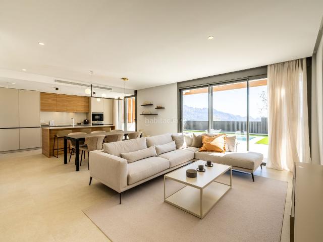 Casa en venta en Polop, Casco urbano. La vida entre las montañas y el mar el diseño se une a la naturaleza en Polop. Casas.