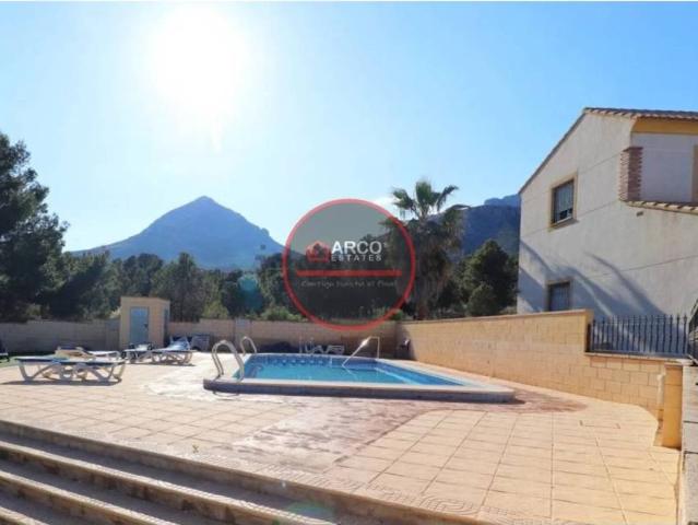 Casa en Venta en Polop