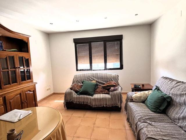 Casa en venta en Polán. Espectacular chalet con aerotermia y enorme garaje de 167 m en Polán Toledo. Casas.