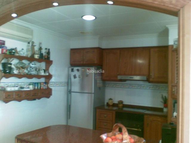 Casa en venta en Polinyà de Xúquer. Casa adosada con garaje más un local. Casas Polinyà de.