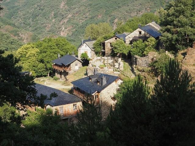 Casa en venta en Ponferrada, Área Rural Sur. Casa en Cesión de Remate en Palacios de Compludo León. Casas.