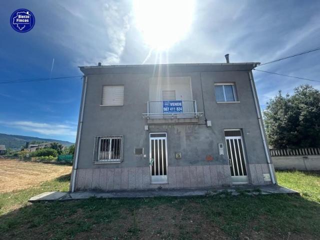 Casa en venta en Ponferrada, Dehesas