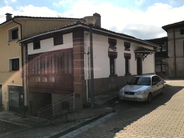 Casa en venta en Ponga. CASA PARA REFORMAR EN EL CONCEJO DE PONGA. Casas.