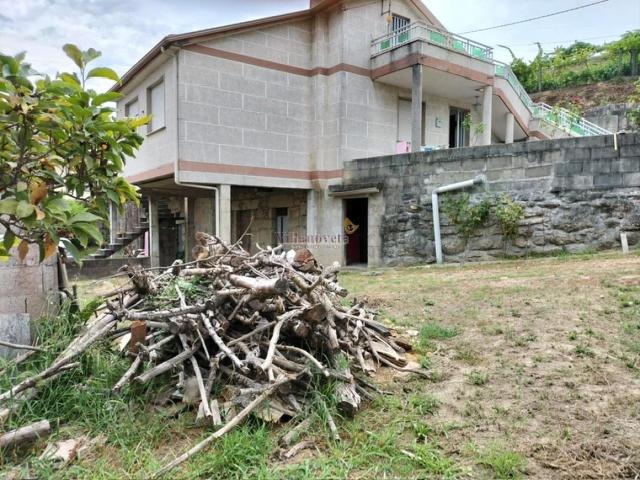Casa en venta en Ponteareas. Casas.