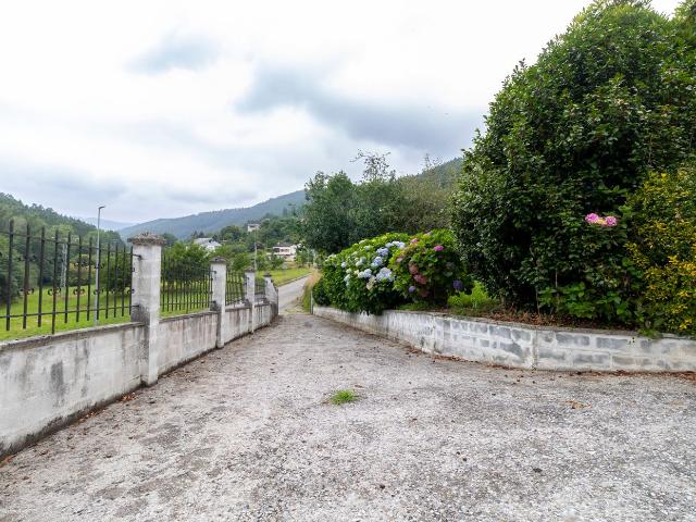 Casa en venta en Pontenova A. Se vende casa de piedra en conforto, A Pontenova. Casas Pontenova.