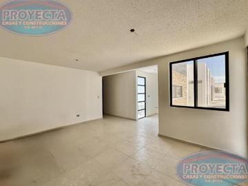CASA EN VENTA EN POR SALIDA MEXICO, FRAC. CRISTOBAL COLON