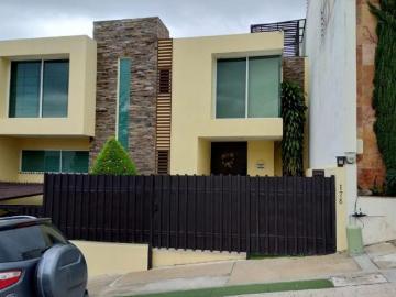 CASA EN VENTA EN PORTA FONTANA PORTA TOSCANA CON 3 RECAMARAS
