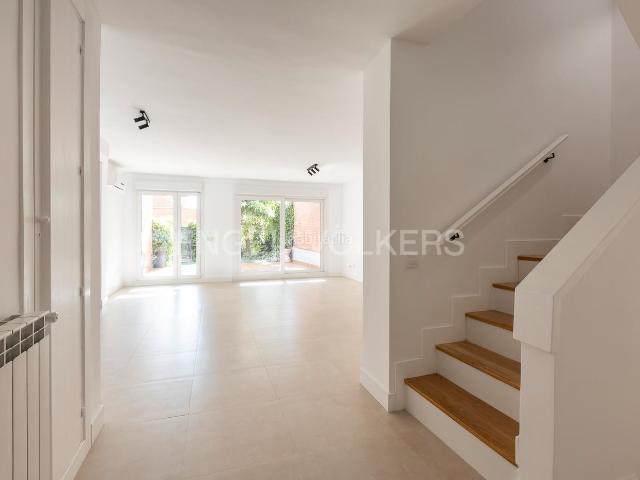 Casa en venta en Pozuelo de Alarcón, Avenida Europa. Adosado reformado en Avenida de Europa. Casas Pozuelo de.