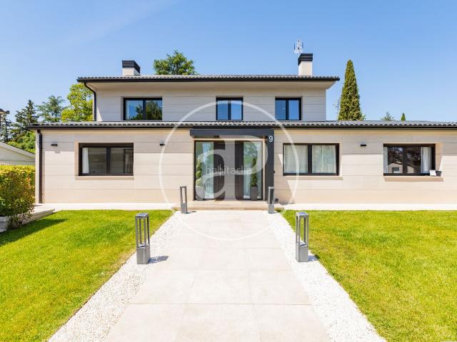 Casa en venta en Pozuelo de Alarcón, Monteclaro. Chalet en venta en Monteclaro. Casas Pozuelo de.