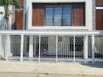 Casa en venta en Prados de Providencia