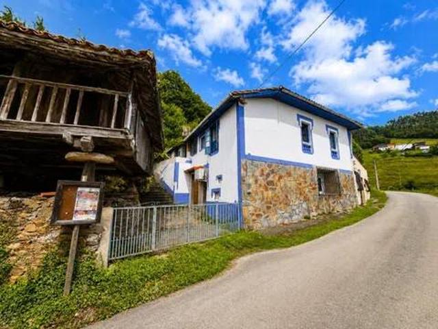Casa en Venta en Pravia