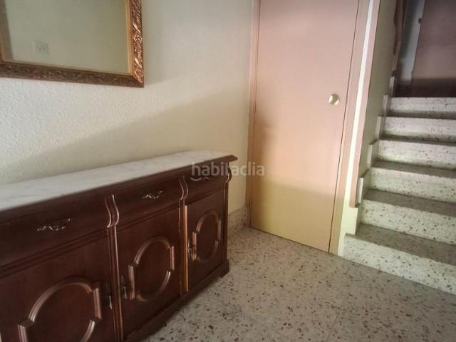 Casa en venta en Priaranza del Bierzo. Gran oportunidad Casa en Santalla con 8 habitaciones. Casas Priaranza del.
