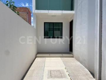 Casa en Venta en Priv. Álvaro Obregón, San Juan del Río, Querétaro