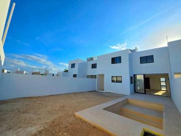 Casa en venta en Mérida en Privada con 3 habitaciones y piscina,Yucatán, Conkal, San Diego Cutz