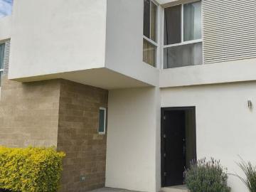 CASA EN VENTA EN PRIVADA CANTERA, POZOS
