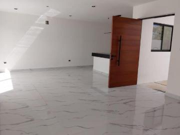 CASA EN VENTA EN PRIVADA EN CHOLUL