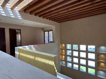 Casa en Venta en Privada las Haciendas, Privada residencial en lomas 4a en San Luis Potosí